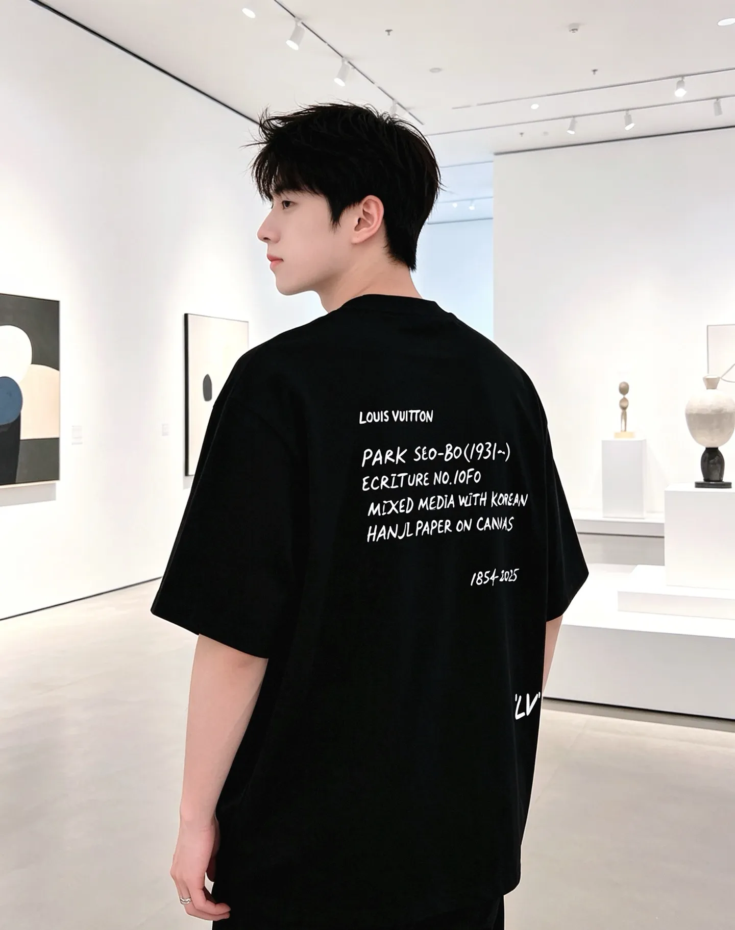 Louis Vuitton/Louis Vuitton short sleeves with slogan printed letters on the chest